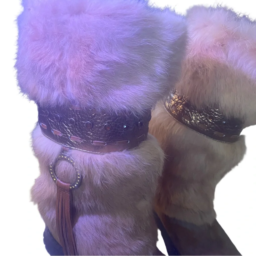 Enzo Angiolini

Pony hair boots Boots - Picture 7 of 9